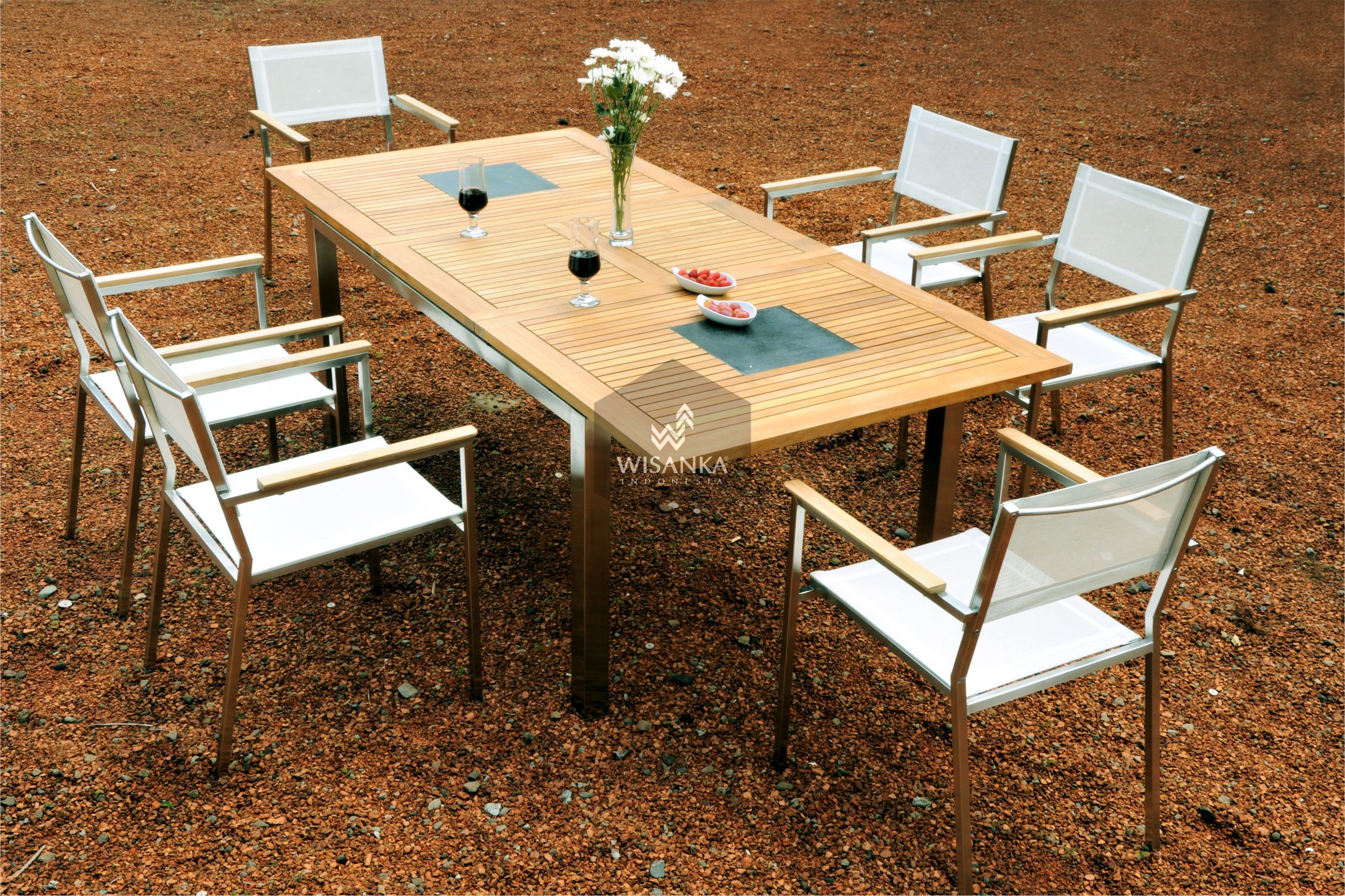 Stainless Steel Amarilo Batyline Dining Set Wisanka Modern Outdoor